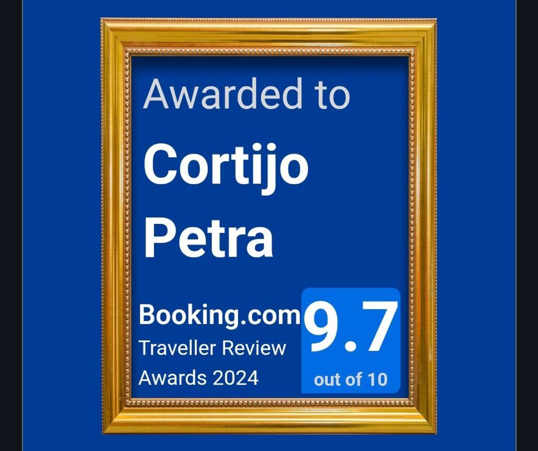 Cortijo Petra Bed & Breakfast Villanueva del Rosario Exterior foto